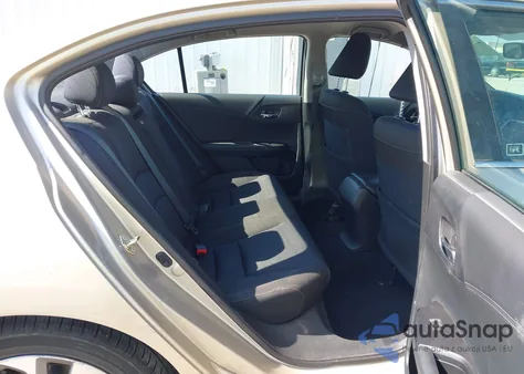 2015 Honda Accord Sport z USA, uszkodzony, nr VIN 1HGCR2F54FA270709